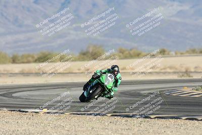 media/Dec-06-2025-CVMA (Sat) [[4a896cc04c]]/Race 8- Formula 40 MW and LW/